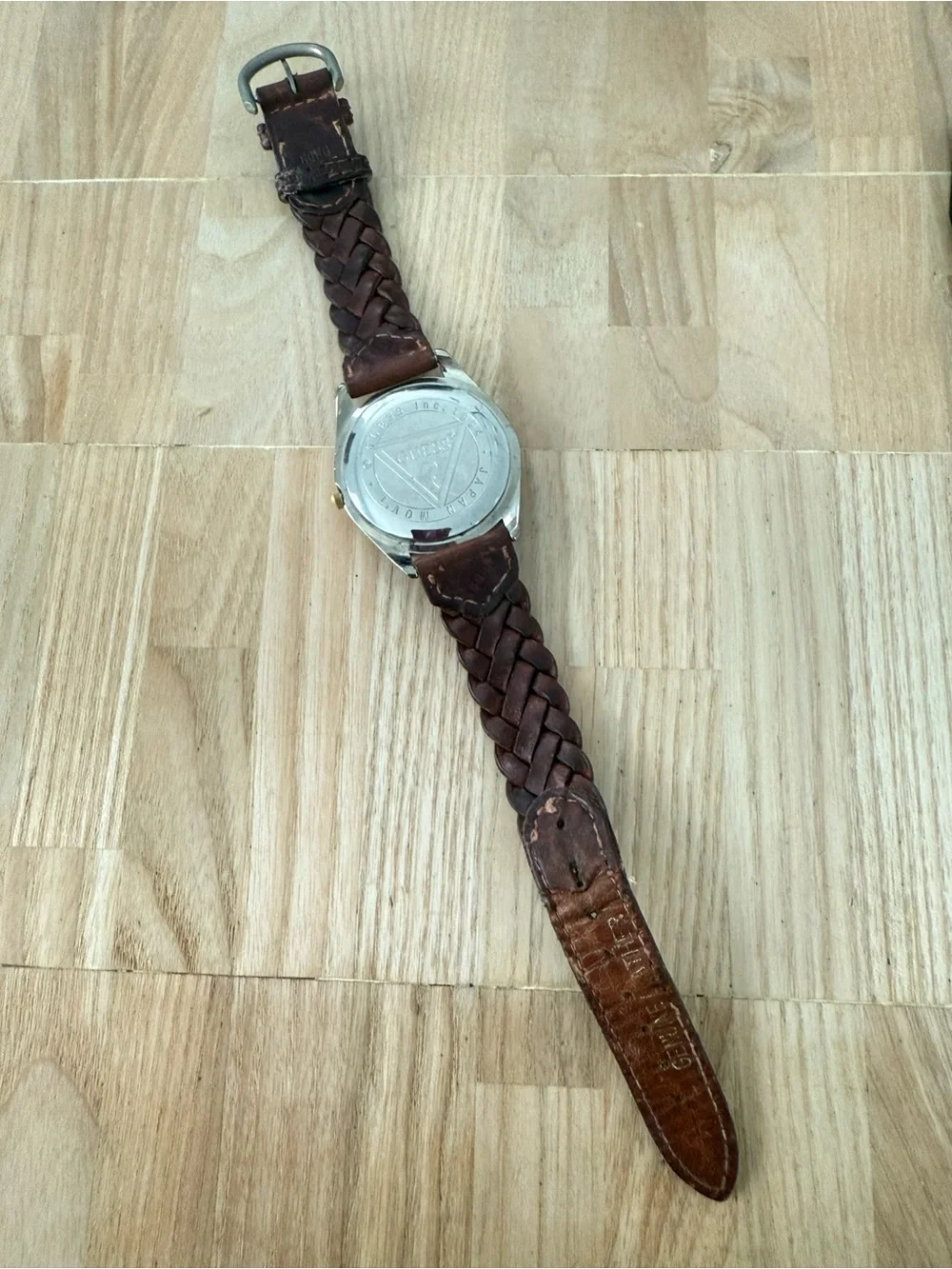 Vintage 90s Guess men’s gold tone brown leather watch NEW BATTERY